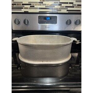 Vintage Guardian Service Ware Roaster Hammered Dutch Oven (no lid)